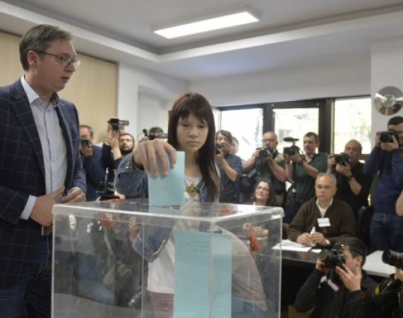 Vučić glasao na Novom Beogradu!