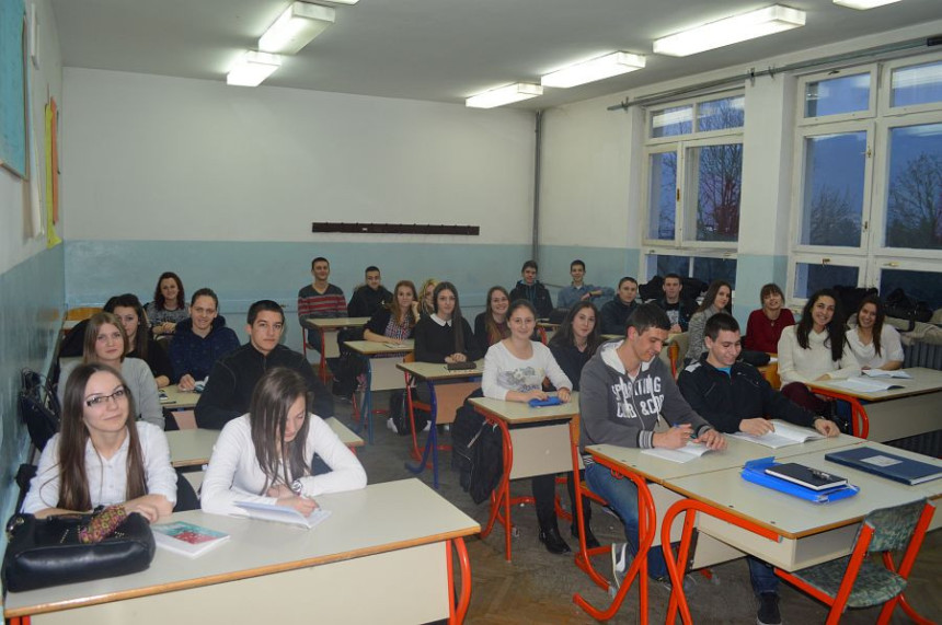 Vjeronauka i u srednje škole