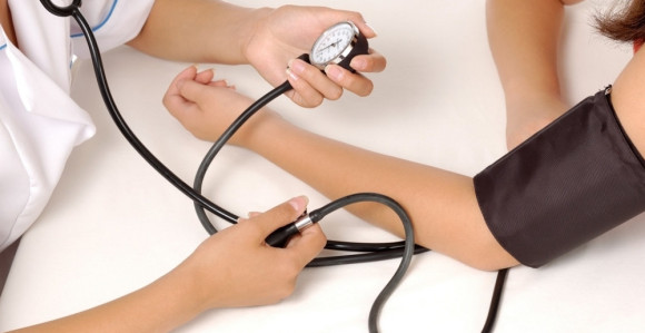 Mirovanje i tečnost regulišu i pritisak