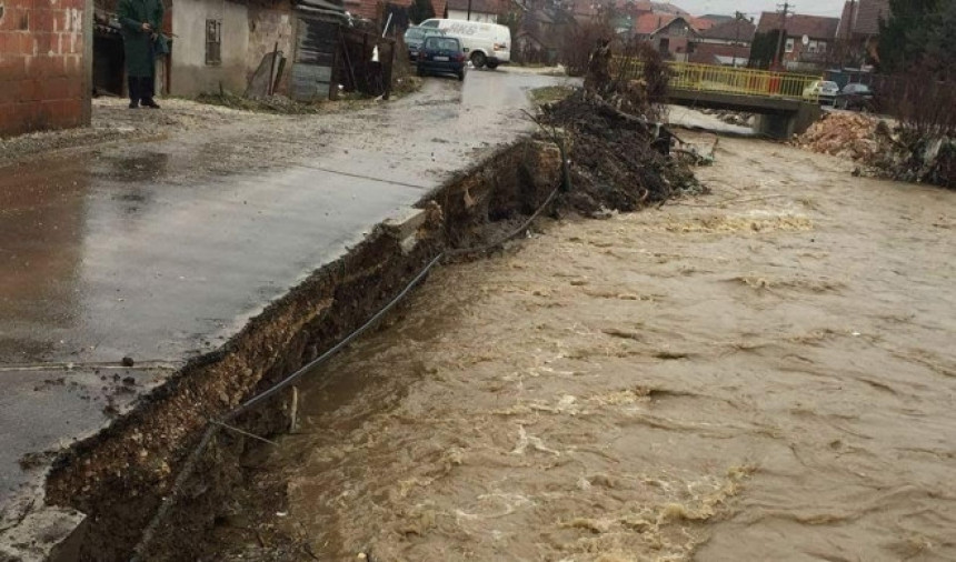 Poplave: Narandžasti alarm u Srbiji