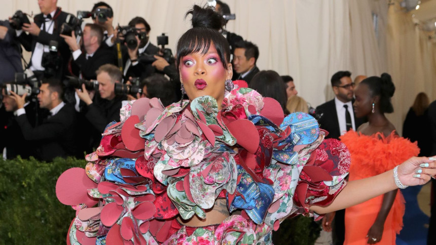 Šok zbog Rijanine haljine