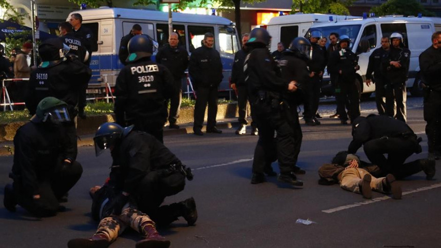 У Берлину рањена 32 полицајца 