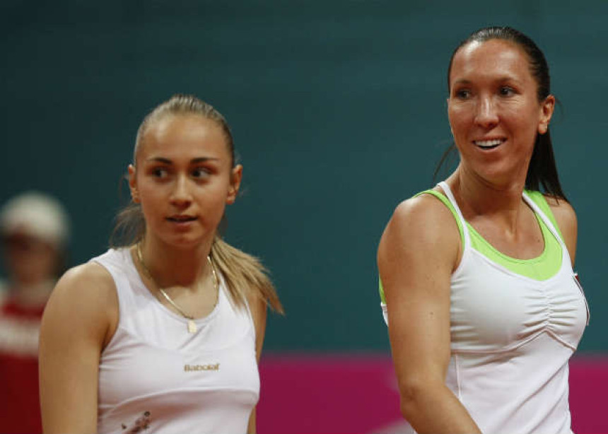 Jelena ispala u Pragu, Krunićeva u Maroku!