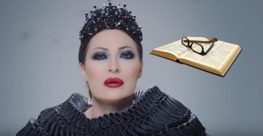 U udžbenicima i Cecini stihovi!