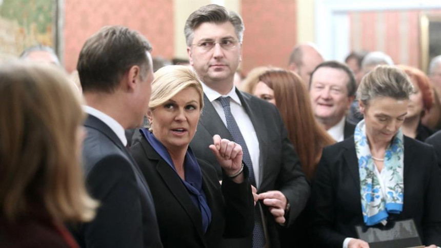 Nema povlačenja ambasadora 