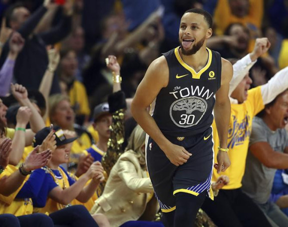 Golden Stejt dočekao vođu, Klivlend utišao Toronto!