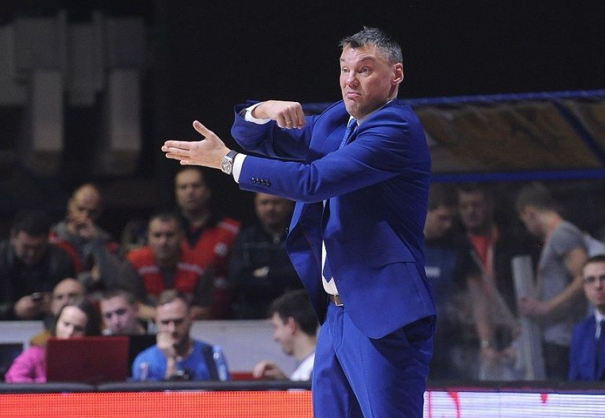 Memfis razmišlja o Šarasu!