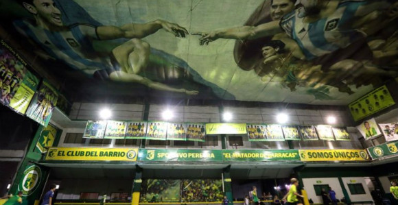 Kako je Maradona učio Mesija da šutira slobodnjake?