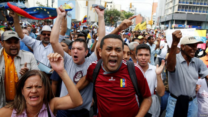 Венецуела: Сузавац против демонстраната