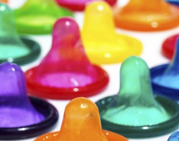 Rusi tvrde: Kondom kriv za širenje HIV-a