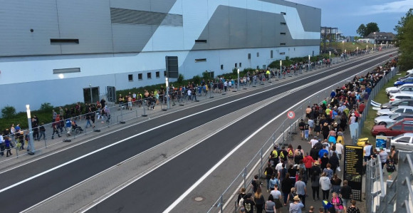 Evakuacija ljudi sa koncerta