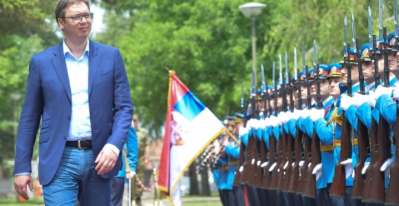 Vrijeme za priču o Ustavu i KiM