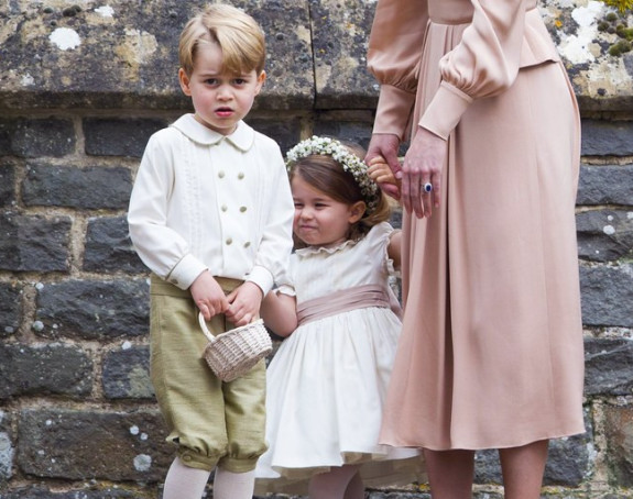 Zašto princeza Šarlot ne smije da sjedi za istim stolom sa ostalima?