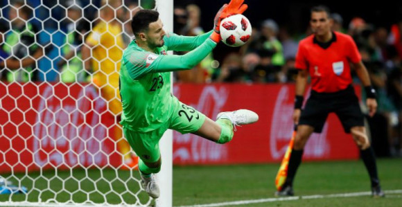 Данијел Субашић ушао у историју Мундијала!