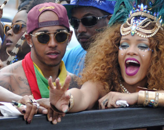 Видео: Хамилтон у проводу!