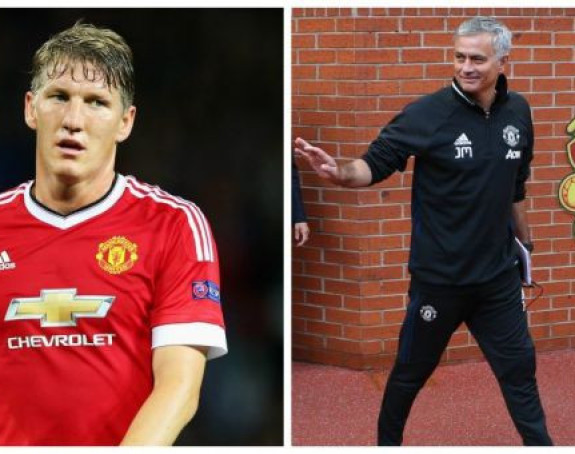 Murinjo izbacio Švajnija iz svlačionice Mančestera!