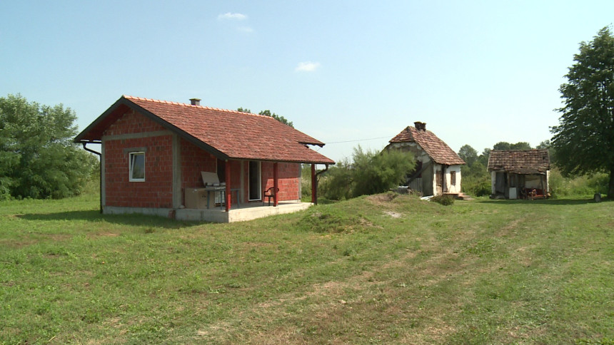 Novi dom za tri borca u Loparama
