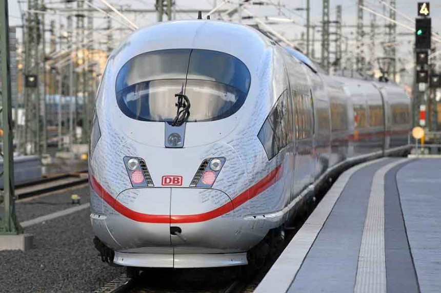 Frankfurt: Kolaps na stanici