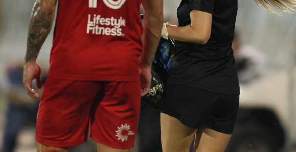 Lijepa Velšanka, "ludi" Škoti, poruka za Nedića...