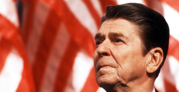 Атентатор на Регана излази на слободу