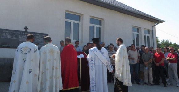 Kosmet: Oskrnavljeno spomen-obilježje 