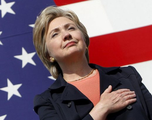 Клинтонова: Сви желе да буду Американци