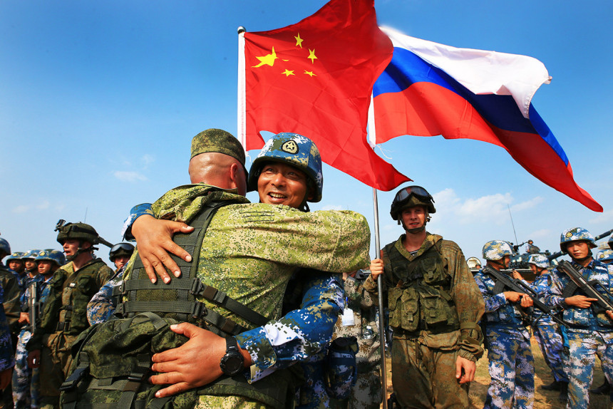 Rusija i Kina u vojnom savezu