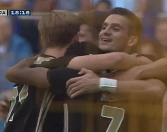 HOL: Tandem Huntelar - Tadić funkcioniše!