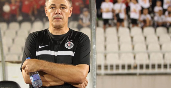 Savo zabrinut: Blizu smo da opet odustanemo od titule!