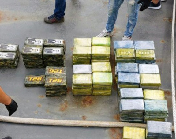 Pad narko grupe: Gavrilo Princip na paketima kokaina