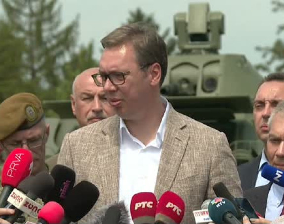 Vučić o pomoći države "vječitima"...