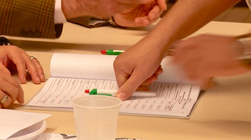 CIK BiH: Do 15 h glasalo 38,78 % birača