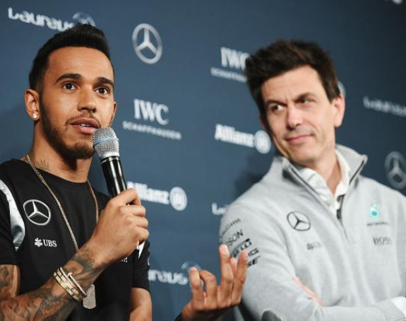 F1: U Mercedesu sastančili, Hamilton spustio loptu...