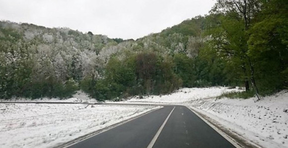 U petak na planinama snijeg