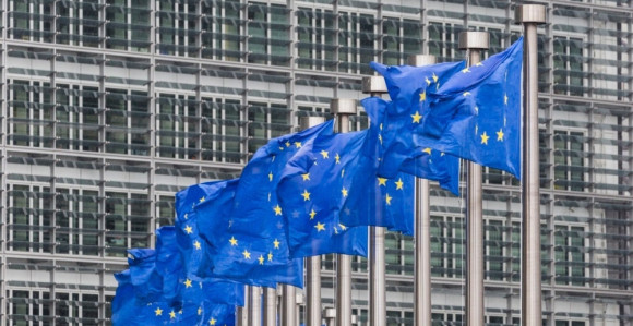 Vučić i vlada pišu Briselu