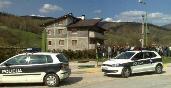 Kladanj: Starac se objesio