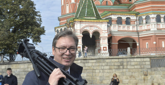 Vučić novinarima pritekao u pomoć