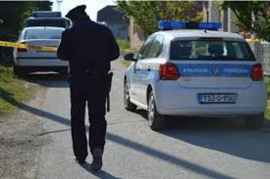 U Brčkom prijetio policajcima da će ih poubijati