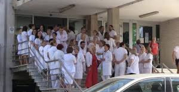 Masovni protesti medicinara iz KS u ponedjeljak