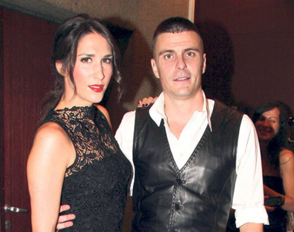 Ženi se Vuk Kostić!
