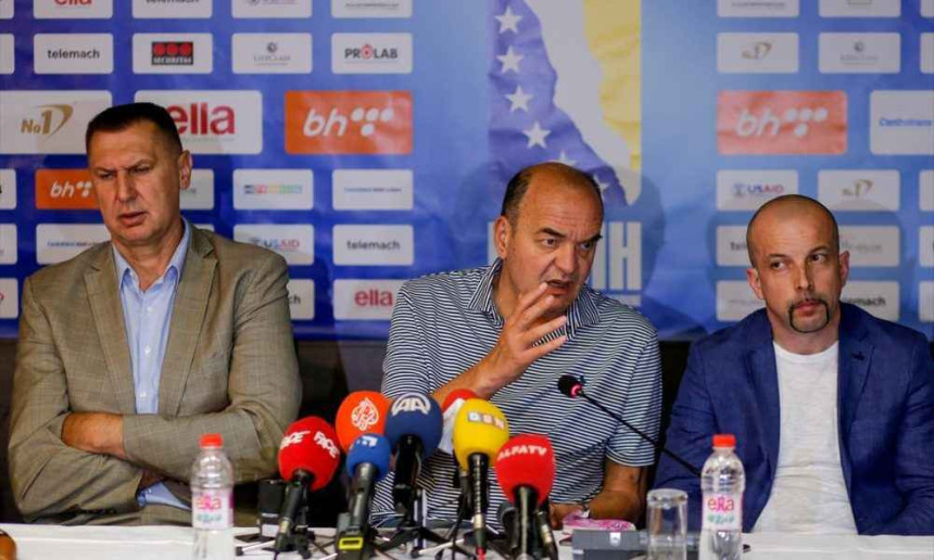 Vujošević o Pandži: Nije trebalo da priča iza leđa!