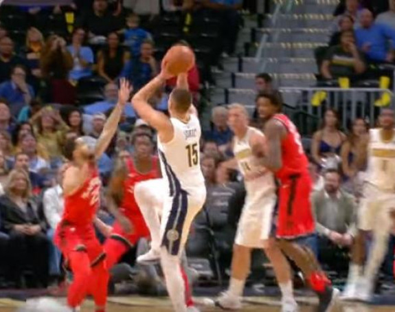 Video: Nikolina majstorija - prvo rampa, pa "La Bomba"!