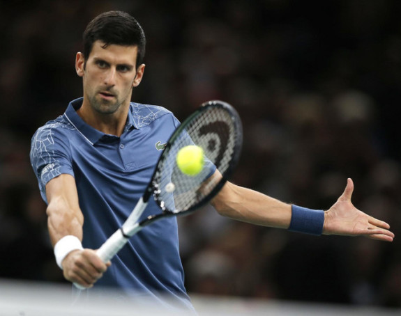 Novak Đoković grabi ka trofeju 