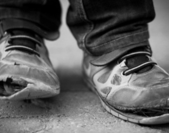 Odrekli se užine da bi drugu kupili cipele