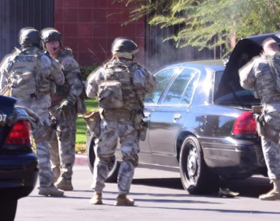 Калифорнија: 14 мртвих, нападачи убијени