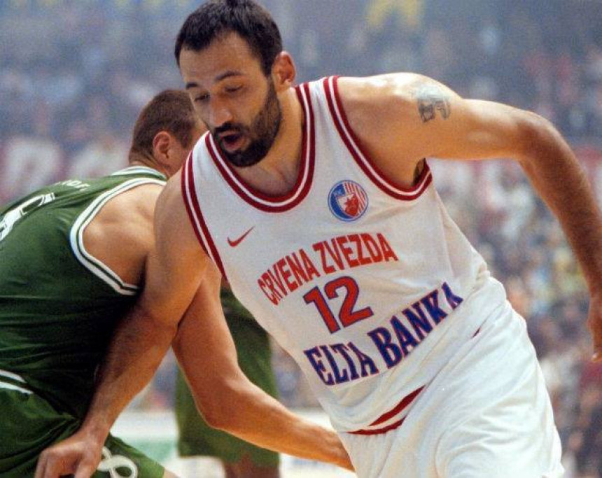 Sjećanja - video: Božić 1999., Divac u dresu Zvezde i pad budućeg šampiona Evrope!