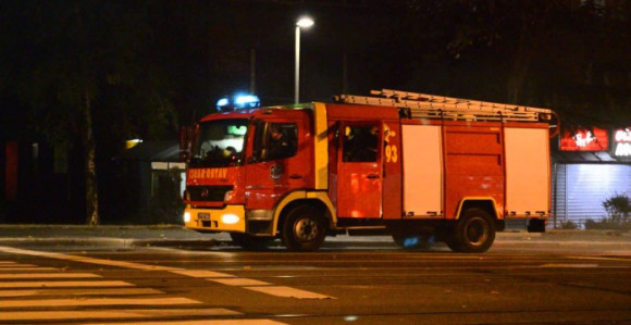 Zapalio 20 zgrada, imitirao emisiju