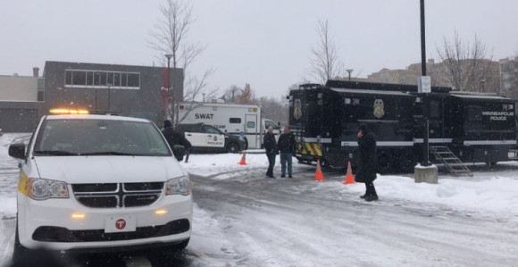 САД: Двоје дјеце убијено испред породичне куће