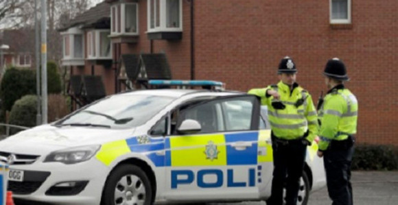 Аутом покосио дјецу испред школе у Есексу