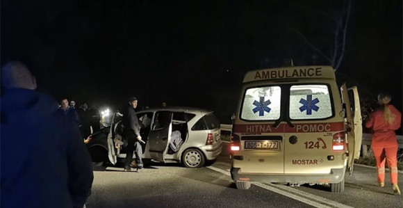 Mostar: U teškoj nesreći tri osobe povrijeđene